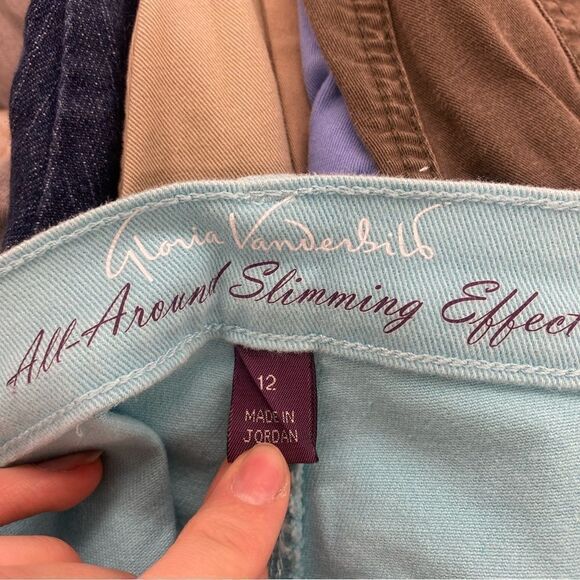 Gloria Vanderbiult Ladies 12 teal capris - Picture 3 of 3